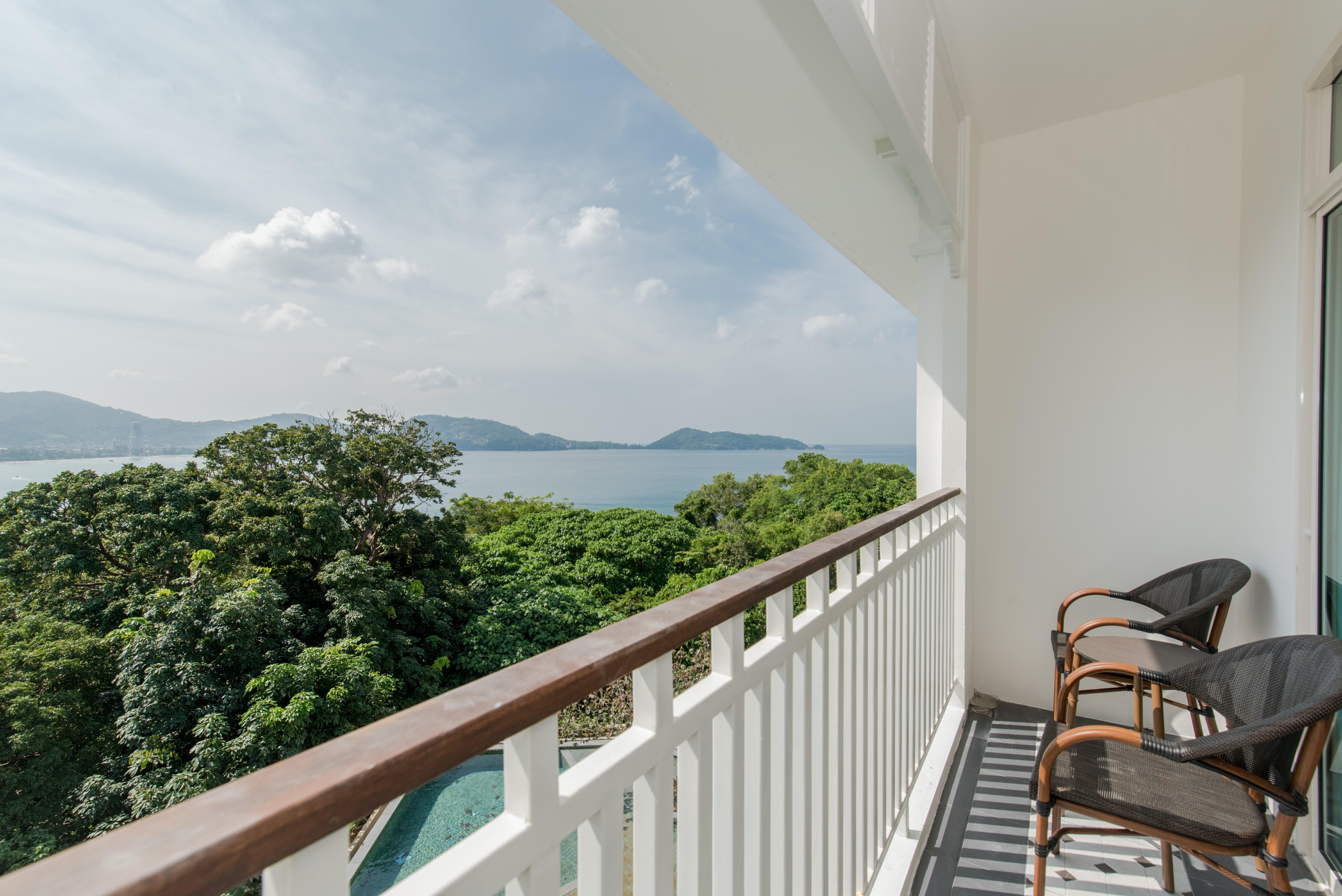 Marina Gallery Resort-Kacha-Kalim Bay By Sugar Marina Boutique Hotels Patong Εξωτερικό φωτογραφία View from the balcony of a suite at the resort